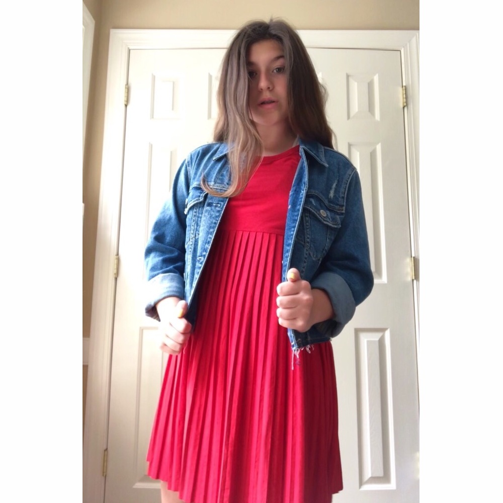 Quarter sleeve red mini dress - Picture 4 of 5
